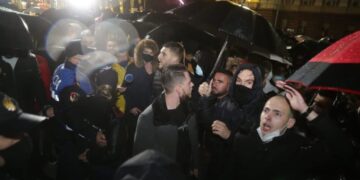 Dhuna që ndodh pasi nxitet prej yshtësve mediatikë