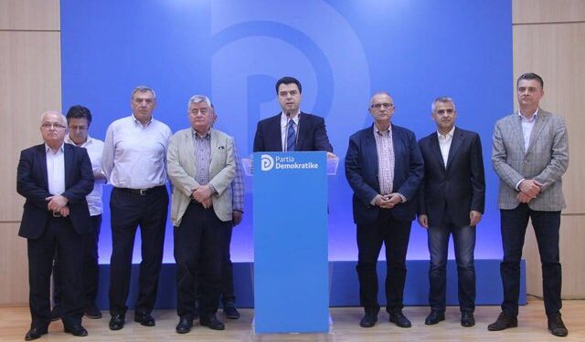 Aleatët e PD dhe PS kundër aleancës me LSI, Edi Rama ultimatum strukturave për shkrirjen e partisë presidenciale