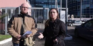 Valë kallëzimesh mes qeverisë dhe PD, demokratët vënë në lëvizje SPAK për akuzat ndaj Xhaçkës, ministrja i padit për shpifje