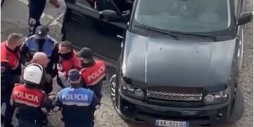 Grushta me të birin nga Liqeni, shoqërohet në polici ish-gjyqtari i Gjykatës së Apelit Tiranë me pasuri gati 2 milion euro (Video)