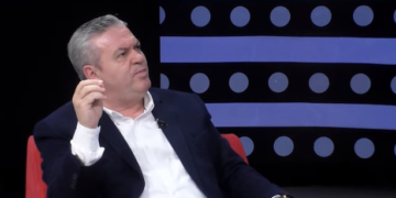 Dorëzoi padi në menjëherë pas rikthimit në funksion, Myslim Murrizi tregon ‘problemin e madh’ që ka Gjykata Kushtetuese