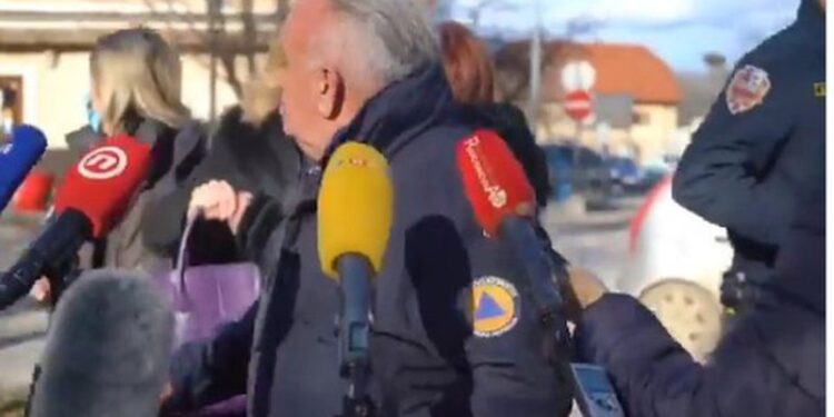 VIDEO e frikshme/ S’ka nevojë për koment, momenti shokues nga tërmeti në Kroaci! Një uturimë vjen nga nëntoka, tmerri gjatë intervistës live të kryebashkiakut që po trondit rrjetin