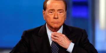 Përkeqësohet shëndeti i Silvio Berlusconit, mjekët kërkesë urgjente që të ndërpresin çdo aktivitet, mediat zbardhin detajet