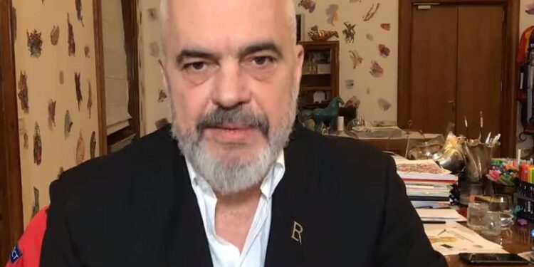 Kryeministri Rama në bashkëbisedim live: Nuk mund të bëjmë spekulime për hapjen e universiteteve, s’kemi planifikuar masa shtrënguese për festat e fundvitit