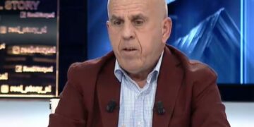 “Janë pamje tronditëse”, Piperos i mbushen sytë me lot në studio, i bie tavolinës me grusht: Autoritetet nuk duhet t’i lejojnë…