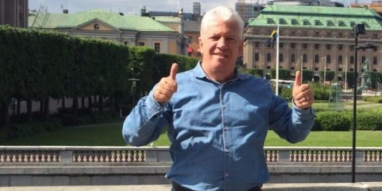 Shërbeu si ministër dhe 12 vite si deputet, të gjithë bëhen bashkë të majtë dhe të djathtë, lumë komentesh përlotin rrjetin: Një lajm i hidhur dhe i pa besueshëm! Iku diplomati dhe politikani i shkëlqyer