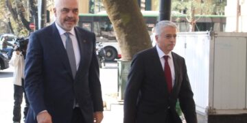 Kush do emërohet në vend të Sandër Lleshajt? Rama pritet të marrë sot vendimin, zbardhen emrat e disa kandidatëve potencialë