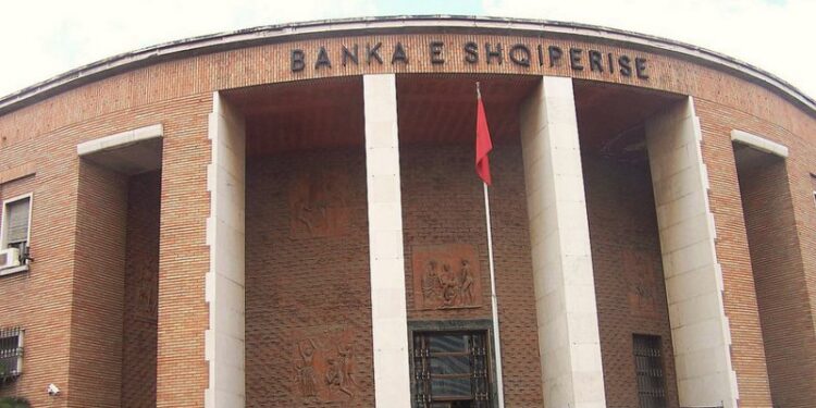 Mashtrimet nga “Iute Credit” dhe “Fondi Besa”, BSH jep alarmin për institucionet jobanka, probleme të shumta me dhënien e kredive