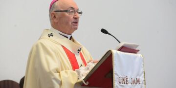 “Diskriminues”! Revoltohet Imzot George Frendo pas i’a hodhi për vete Covid-19: Letër publike Rakacollit, kundërshton kufizimet anti-Covid: Ndryshim i papritur që nis pikërisht Natën e Krishtlindjes