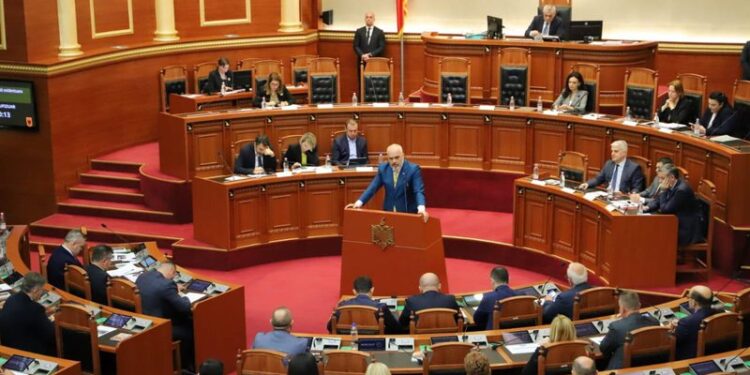 Parlamenti plotëson vakancat në institucione: Zgjidhen sot kreu i ILDKP, anëtarët e BSH, RTSH dhe AMF,  tjetër ndërhyrje në Kodin Penal