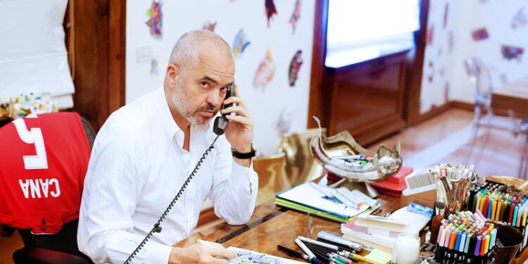 “Kulmin si artist e arrite gjatë detyrës si kryeministër”, Rama zbulon mesazhin që mori nga Amerika: Mendova se ishte tallje!