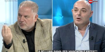 Kush ka qenë kryeministri më i mirë në Shqipëri?! Fevziu i lumtur me poshtërsit e Berishës, plas sherri! Baton Haxhiu: Berisha askushi, veçse një udhëheqës krahinor