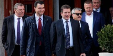 Basha fut në ankth Kryemadhin, Dukën, Mediun dhe Shehin, shtyn vendimin për listat e kandidatëve, skadon afati i vendosur nga aleatët