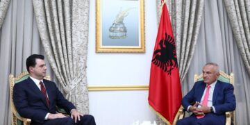 Plas keq mes PD dhe LSI, Basha godet Metën dhe e bën bashkëfajtor për keqqeverisjen, paralajmëron divorcin me partinë e presidentit më 25 prill