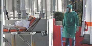 Shqipëria në 24 orë: 12 humbje jete nga Covid dhe 802 të infektuar