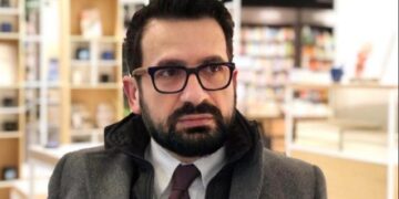 “Venecia gjeti fajtorin”! Kreshnik Spahiu: Komisioni i dha të drejtë Ramës, s’përshëndeti bojkotin e opozitës