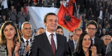 “Politikë e kriminalizuar”! Vetëvendosje me 9 zyrtarë të akuzuar në nivel lokal