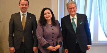 “Askush nuk ja përmendi”! Kreshnik Spahiu nxjerr ‘zbuluar’ Vjosa Osmanin: 10 pyetje miqësore për rrjedhjet e Vjosës e cila ngatrron qëllimisht traun e Kastratit, me kufirin Shqipëri-Kosovë