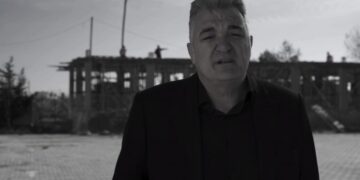 Çlirim I “demokratit” Rustem Gjata që ka dërguar në litarit klerikët e Shkodrës: Kujdes, pas pemës së Krishtlindjes nuk e dimë çfarë do djegim
