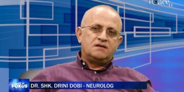 Covid rëndon gjendjen e mjekut Drini Dobi, e motra përlot me fjalët saj: Mos u lësho, të lutem gjej forcë…