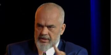 “Turp t’u vijë”! Rama publikon mesazhin e fuqishëm të qytetarit, tregon çfarë ndodh te Infektivi