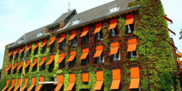 “Gjykata Speciale, produkt i një mashtrimi”! Shkrimtari francez thirrje BE: Akuzat ndaj UÇK, një turp i organizuar nga shërbimet sekrete serbe e ruse. Të mbyllet