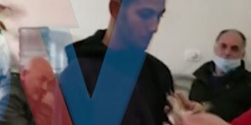 VIDEO/ Të miturit me pagesë në protestë. Ja adoleshenti që tregon gjithçka