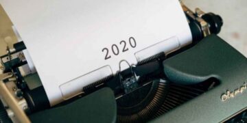 Viti 2020 ishte shkatërrues dhe i tmerrshëm, por bota është më mirë sesa mendohet