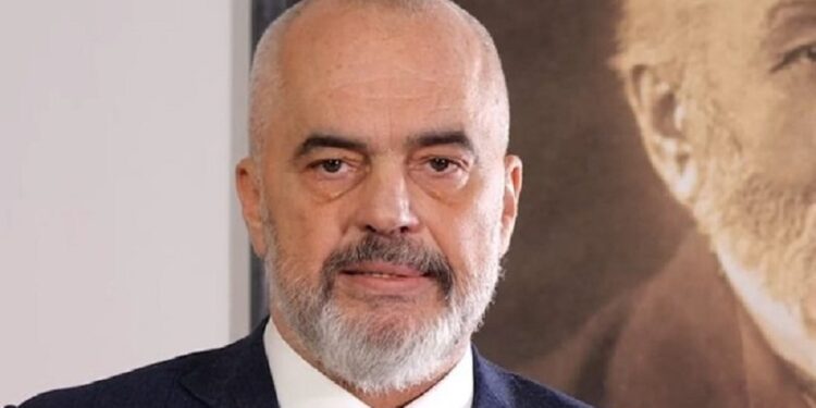 Rama tregon çfarë i tha babai i 25-vjeçarit!