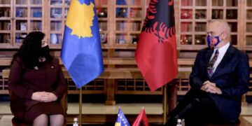 Vjosa Osmani: Rama tregoi veten e vet, unë në Tiranë erdha si presidente e Kosovës, jo si Vjosa. Falenderoj Metën si më priti