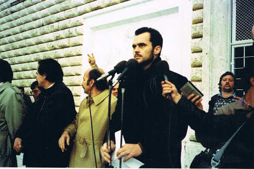 Edi Rama në 96-n nga Parisi: Në Shqipëri, ndihem si një trung i cunguar, i hedhur në një lumë. Në Tiranë ndjen veç urrejtje, moskuptim dhe xhelozi