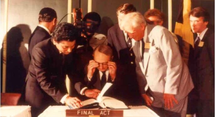 Viti 1983: Kur Flota Luftarake Detare kërkoi ndryshimin e gjerësisë së detit territorial të Shqipërisë nga 15 në 12 milje detare