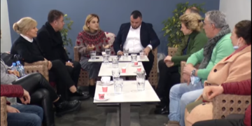 Kryemadhi ngatërron Ramën me Metën dhe ‘lë nam’ në Sauk: Publikohet videoja që po ‘thyen’ rrjetin