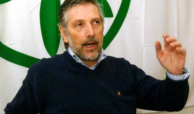 Ekzekutimi i politikanit të njohur, prangoset i biri, zbardhen detajet nga sherri çfarë ndodhi mes tyre