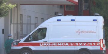 Bien ndjeshëm shifrat, ja sa raste të reja me COVID janë shënuar 24 orët e fundit në Shqipëri