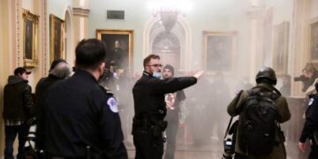 Çfarë ndodh nëse Trump nuk largohet? Flet gazetarja e Zërit të Amerikës pas trazirave në Washington: Një gjë është e sigurt!