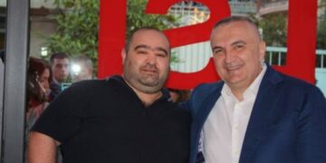 Vazhdon shkërmoqja e organizatës “100 deputet” të Monikës: Pas Naços një tjetër figurë e njohur politike braktis LSI-në dhe i bashkohet Ramës dhe Partisë Socialiste