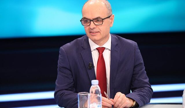 Socialistët sot në festë, Petro Koçi ndan momentin historik: Nuk është aspak e rastësishme…(Foto)