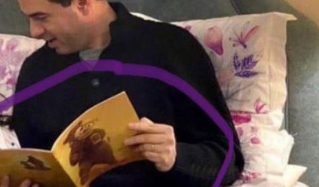 “Plas rrjeti”/ Erion Braçe ironizon keq Lulzim Bashën pas fotos së publikuar nga bashkëshortja e kryetarit të PD-së: Pse po lexon librin ‘Ariun Masha’ me figura e pak tekst në këtë moshë?!