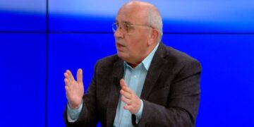 PS propozoi Besnik Mustafajn për t’u zgjedhur në bordin e RTSH: Revoltohet Gramoz Ruçi pas numërimit të votave (Detajet çfarë ndodhi)