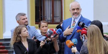 Kryeministri Rama në vend të dytë, ja kush është personi më i paguar në Kuvendin e Shqipërisë