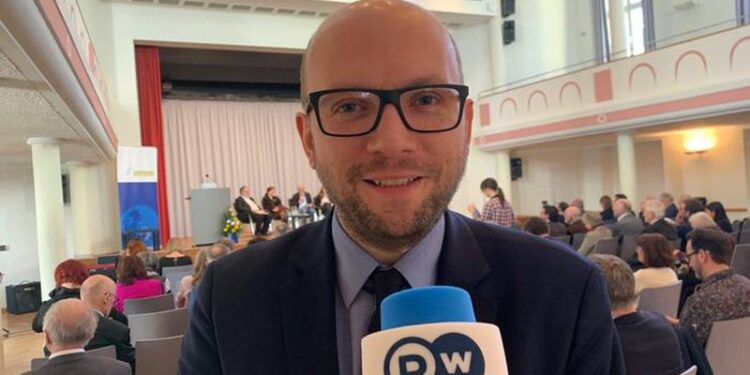 “BE duhet të bëhet më e besueshme”, deputeti gjerman del me deklaratën e fortë pas bllokimit të negociatave në Ballkan