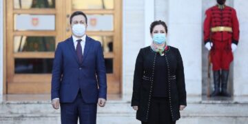 Ndryshimet në qeveri, Xhaçka merr detyrën dhe paralajmëron furtunë në konsullata, Peleshi jep sinjale për zbarkimin e NATO në Pashaliman