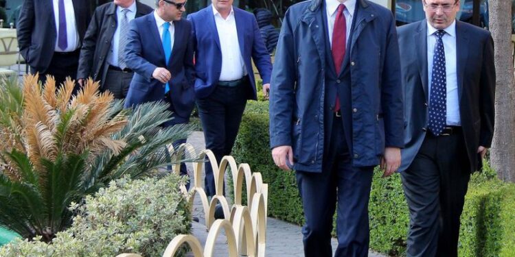 Strategjia e zgjedhjeve ndez opozitën: Aleatët kërkojnë 3-4 vende në lista, LSI bën gati valixhet! Berisha del tërësisht jashtë loje