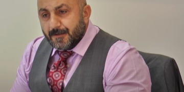 Juristi Romeo Kara denoncon, drejtësia hesht! Ja ku i kanë fshehur paratë pushtetarët, nga vilat në Londër te minierat e Kongos, përfshirja e mikut të Metës dhe lista me emrat që erdhi në Tiranë