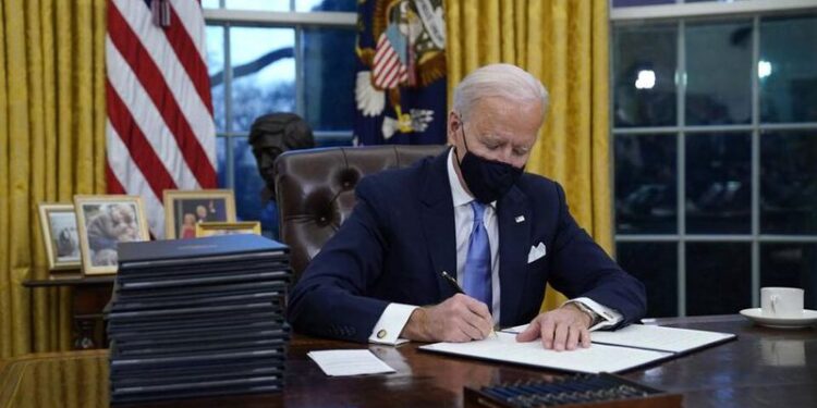 Yuri Kim pret shpresat e politikës! Paralajmëron luftë të fortë ndaj korrupsionit: Me emërimin e Biden, asnjë ndryshim kursi nga SHBA