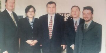 “Trimërit” e Ilir Metës si Sekretar i Kom. Qendror të Rinisë të lënë me “gojë hapur”: Ja si i dola në mbrojtje Gramoz Pashkos kur isha Sekretar në Komitetin Qendror të Rinisë