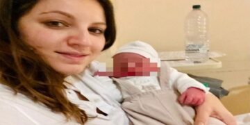 Vogëlushi shqiptar, fëmija i parë në Itali për vitin 2021 (Foto)