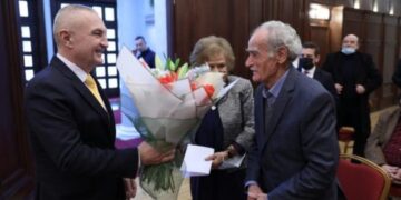 Konaku 300 vjeçar i Anagnostëve dhe LSI (kampingu) në Jalë! Hipokrizia e dekoratës nga një Pronar Kampingu