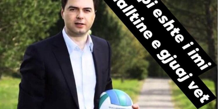 Artan Hoxha, mesazh të “koduar” Bashës: O bos, bëj kujdes. Duan me ta fut!